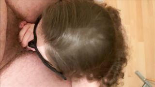 elle suce le matin et elle avale le soir