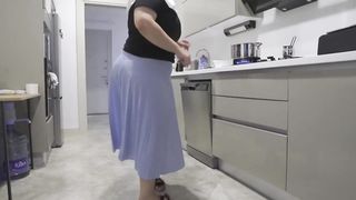 I show my stepson my ass and turn him on.