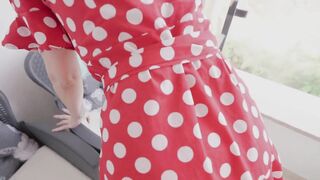 Stepmom opened her legs for a stepson while dad wasn't home