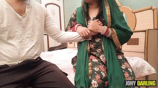 Karwa Chauth Special- Maa Ne Rakha Vart, Chaand Nikalne Se Pehle Hi Ladke Ne Pel Diya