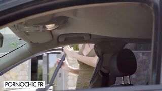 Threesome with Clea Gaultier in a villa